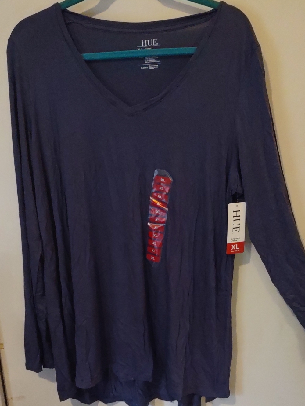 HUE Women's Long Sleeve V-Neck Top - Navy Blue
